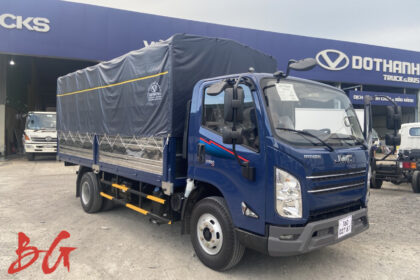 Xe tải IZ650 thùng mui bạt xanh