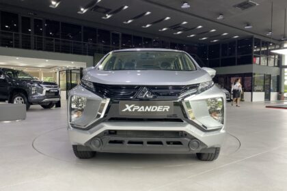 Xpander MT 2022 màu bạc