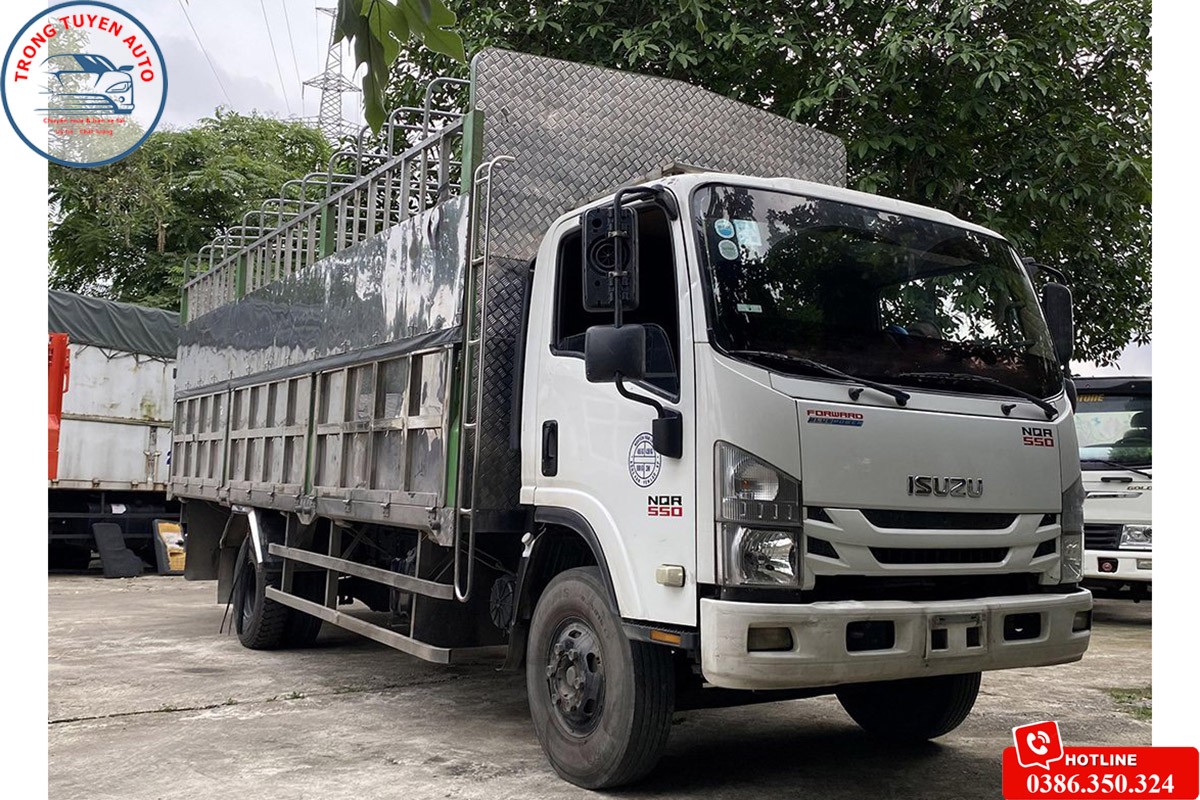 Xe tải cũ Isuzu NQR 550 tải trọng 5T5 thùng dài 6m2