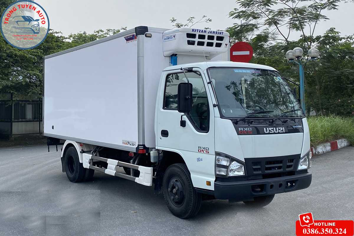 Xe tải đông lạnh cũ Isuzu QKR270 đời 2021