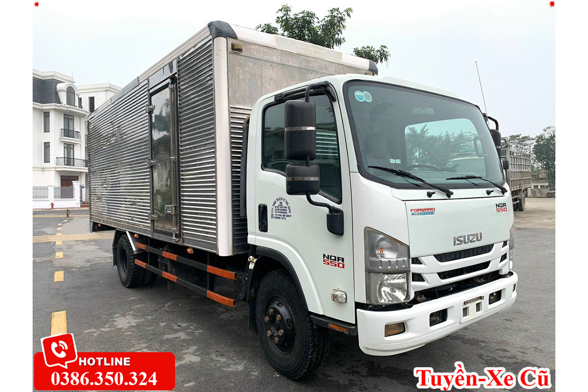 Xe tải cũ Isuzu NQR 550 tải 5t5 thùng dài 6m2