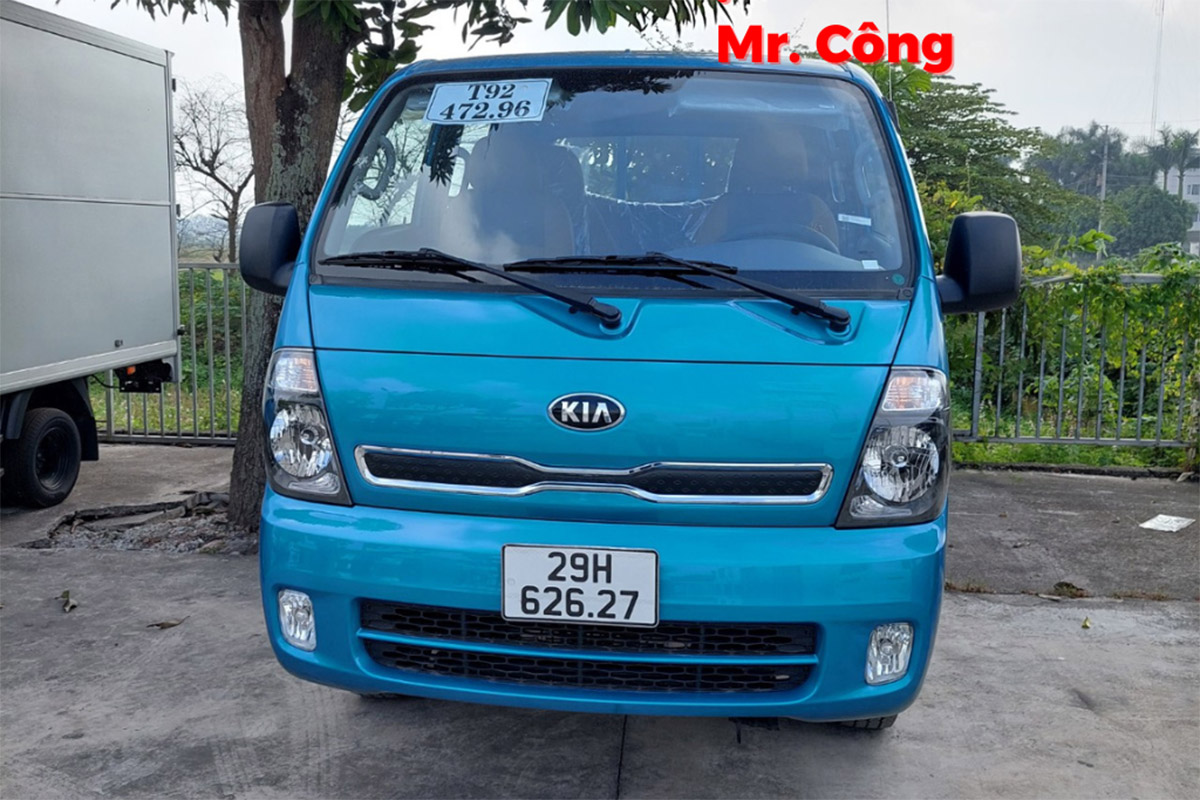 xe tải KIA K200 loại 4 cánh 6 chỗ