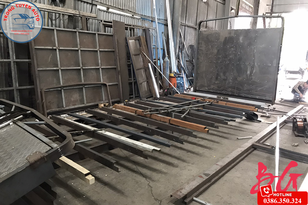 Quá trình sản xuất, đóng thùng xe tải tại Gara Quang Hào