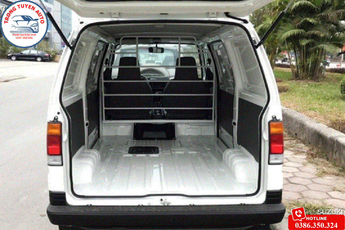 Khoang chứa hàng xe Su cóc