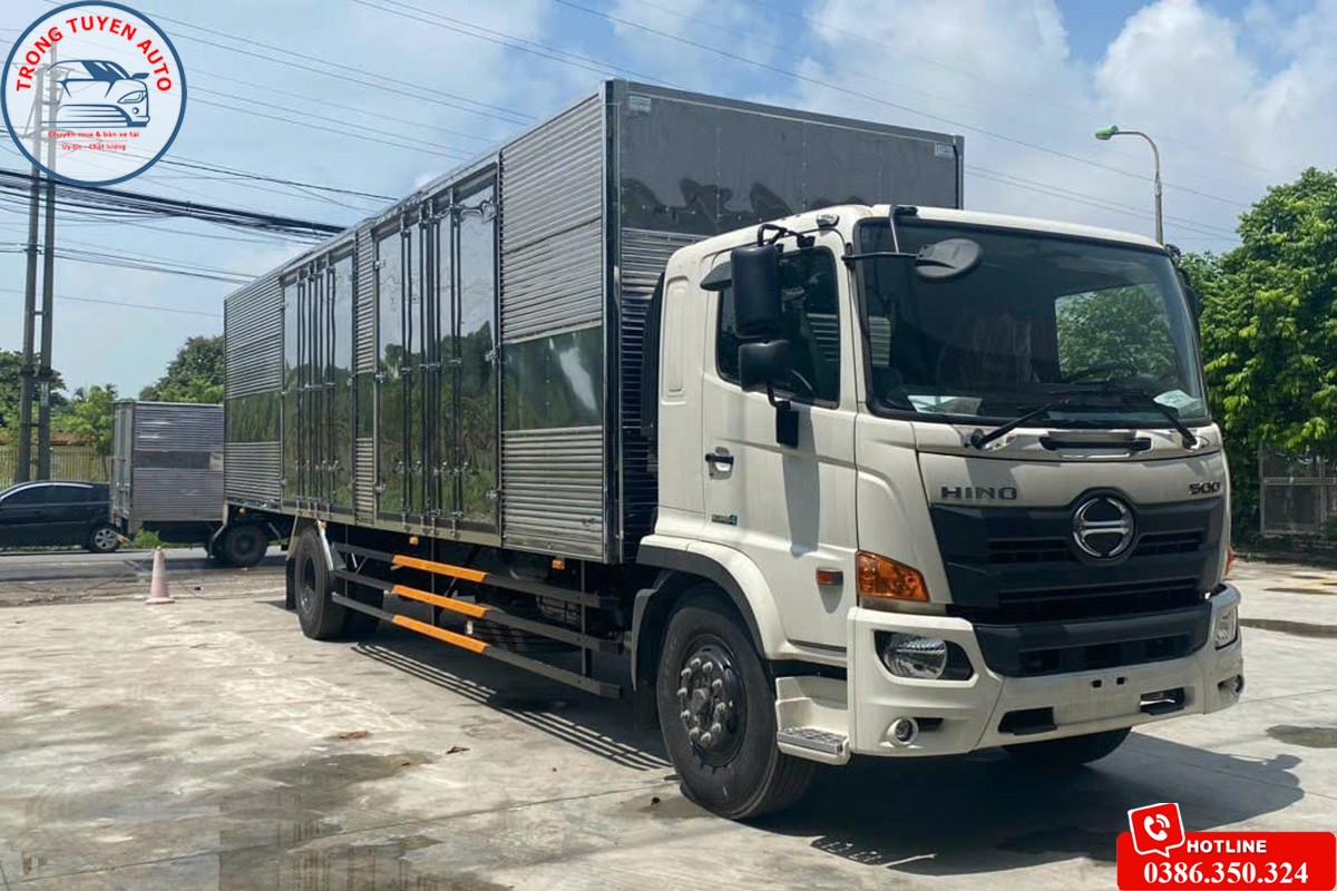 Xe tải thùng dài 10m Hino FG UTL