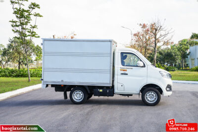 Xe tải 900Kg TF220 thùng kín