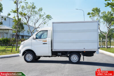 Xe tải 900Kg TF220 thùng kín