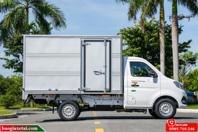 Xe tải 920Kg Thaco TF230 thùng kín